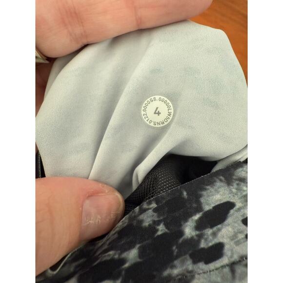 Lululemon Base Pace Leggings 24” Inseam Size 4 - Picture 5 of 8